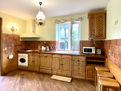 будинок за адресою Героїв Небесної Сотні, 28