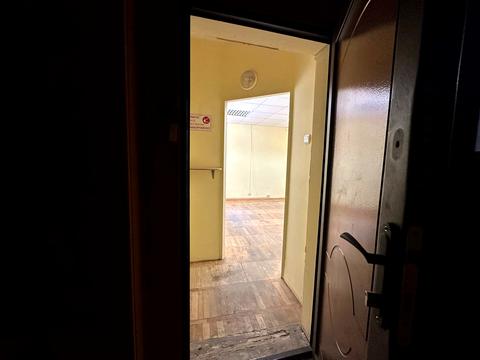 коммерческая по адресу Кловский спуск, 18