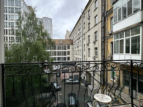 квартира за адресою Басейна вул., 12