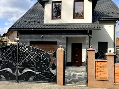 будинок за адресою Центральна