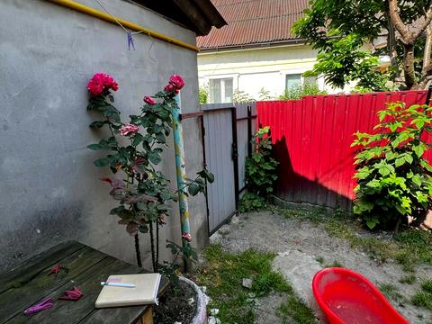 будинок за адресою Юрка Тютюнника вул.