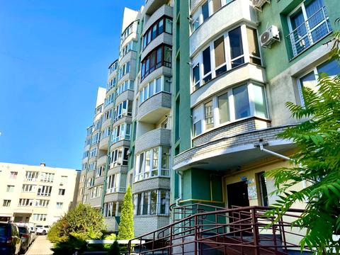 квартира за адресою Зодчих вул., 1