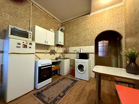 квартира за адресою Миколи Садовського вул., 5