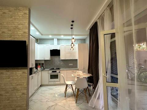 будинок за адресою Літературна вул. (Чехова)