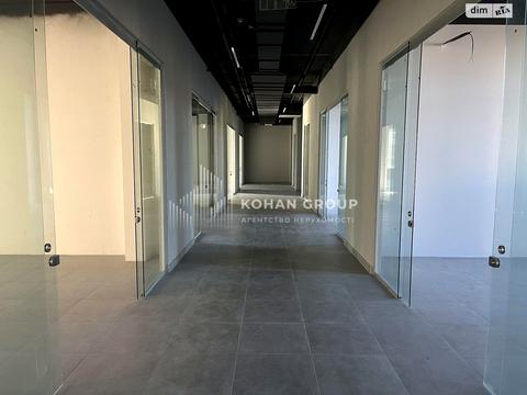 комерційна за адресою Тернопільська вул., 17