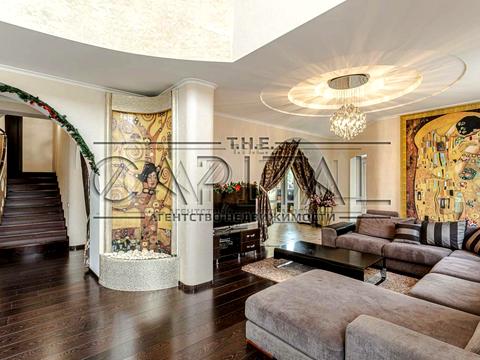 дом по адресу Центральна ул.