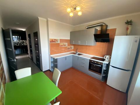 квартира за адресою Авіаконструктора Ігоря Сікорського вул. (Танкова), 4-В