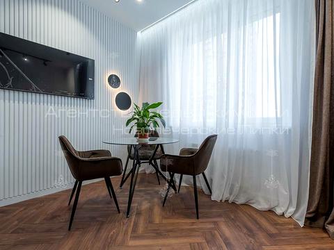 квартира за адресою Андрія Верхогляда вул. (Михайла Драгомирова), 14-А