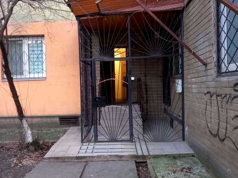 комерційна за адресою Антоновича вул. (Горького), 125-А