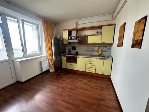 комерційна за адресою Миколи Бажана просп., 14