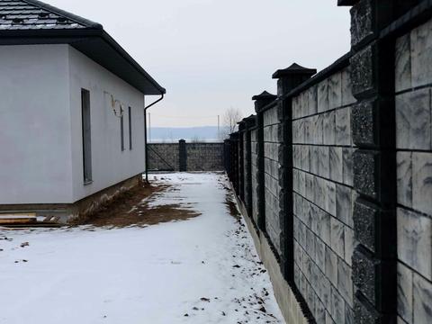 дом по адресу Фестивальна
