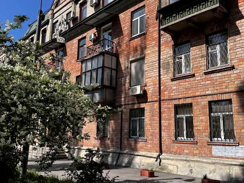 квартира за адресою Катерини Білокур вул., 6