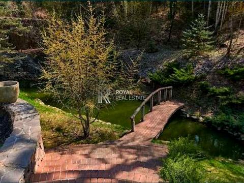 будинок за адресою с. Нові Безрадичі, Тиханська