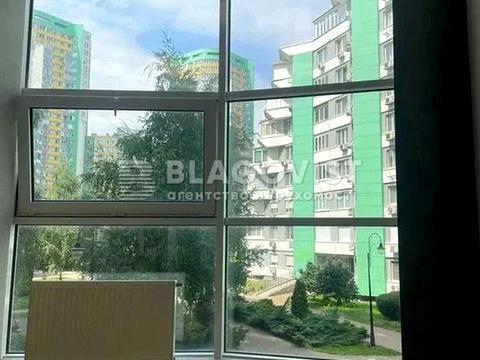 комерційна за адресою Вишгородська вул., 45