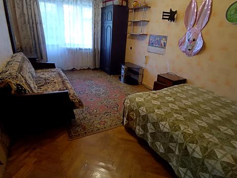 квартира за адресою Євгена Танцюри вул., 38