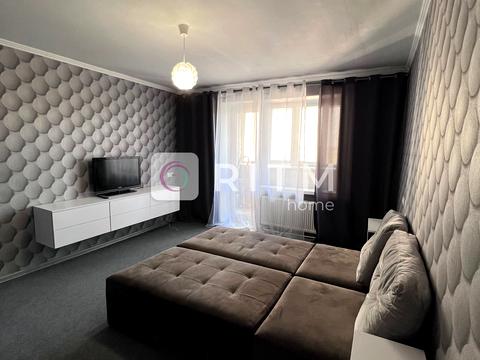 квартира по адресу Возрождения просп., 28а