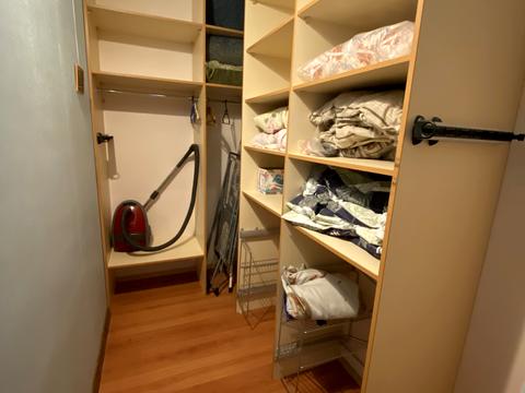 квартира за адресою Раїси Окіпної вул., 8
