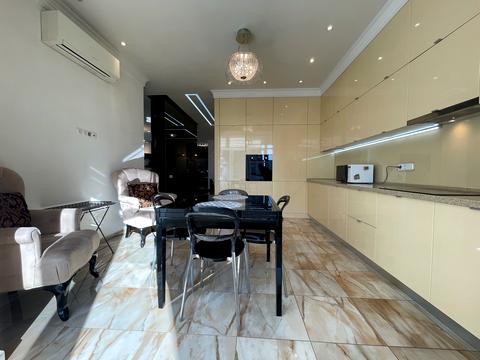 квартира по адресу Андрея Верхогляда ул. (Михайла Драгомирова), 20