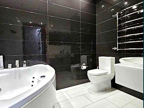 квартира по адресу Драгоманова ул., 40-Ж