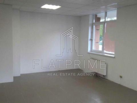 комерційна за адресою Любомира Гузара просп. (Космонавта Комарова), 46-В