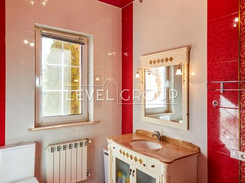 будинок за адресою Лісова