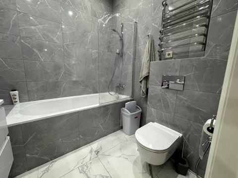 квартира за адресою Дегтярна вул., 18
