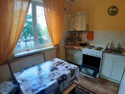 квартира за адресою Анни Ахматової вул., 14-Б