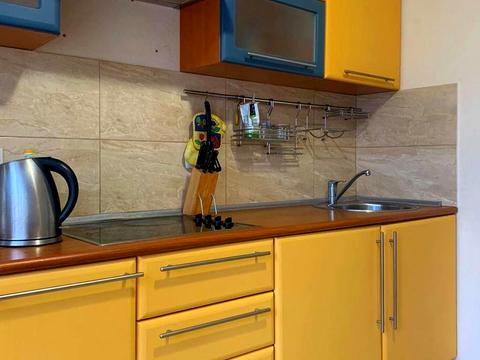 квартира за адресою Богдана Хмельницького просп. (Героїв Сталінграда), 16