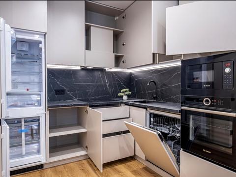 квартира за адресою Михайла Максимовича вул. (Онуфрія Трутенка), 28-Е