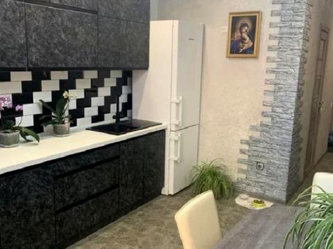 квартира за адресою Старицького вул., 20/3
