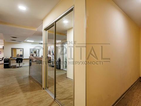 комерційна за адресою Голосіївська вул., 13