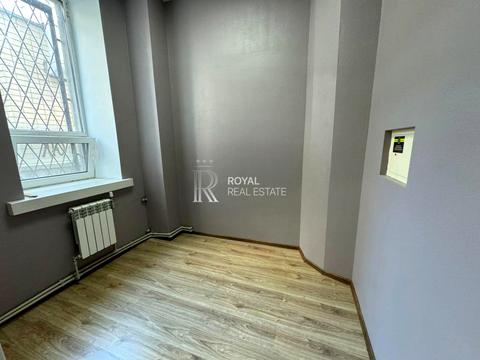 комерційна за адресою вул. Гончара Олеся, 74 А