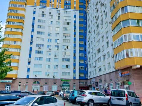 комерційна за адресою Тичини Павла, 16/2