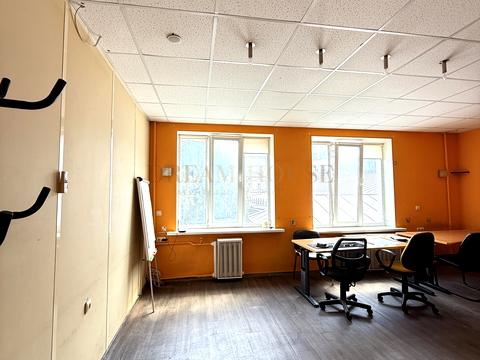 коммерческая по адресу Трёхсвятительская ул., 4