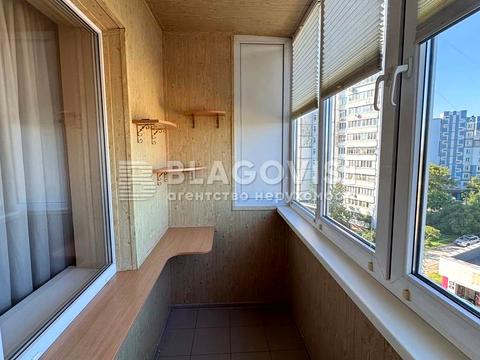 квартира за адресою Оноре де Бальзака вул., 16