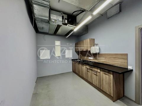 коммерческая по адресу Леси Украинки бульв., 23б