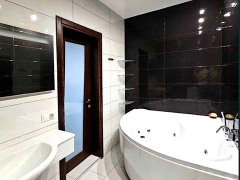 квартира по адресу Драгоманова ул., 40-Ж