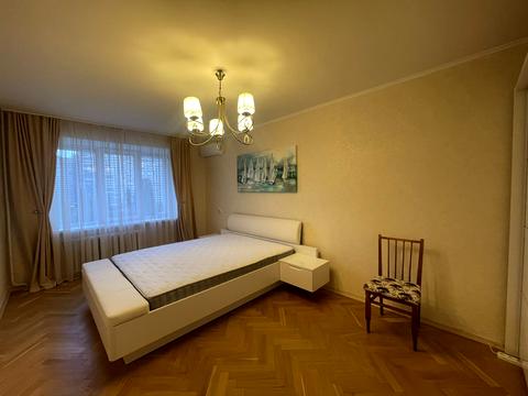квартира за адресою Ованеса Туманяна вул., 8
