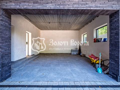 будинок за адресою Світанкова, 1