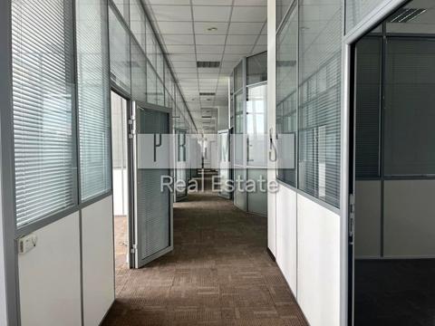 комерційна за адресою Почайнинська вул., 1