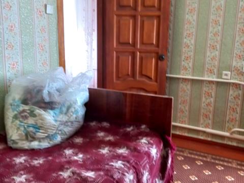 будинок за адресою Леоніда Каденюка вул. (Космонавта Комарова)