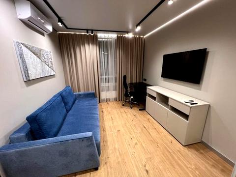 квартира за адресою Салютна вул., 2к16