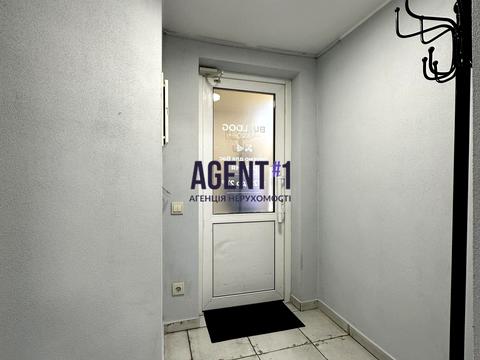 комерційна за адресою Зелена вул., 14