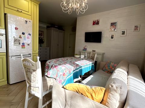 квартира за адресою Єсеніна, 34