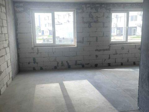 коммерческая по адресу Ревуцького вул. 40-В, 1