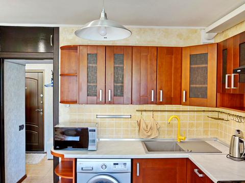 квартира за адресою Стадіонна вул., 16/6