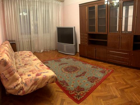 квартира за адресою Лариси Руденко вул., 7
