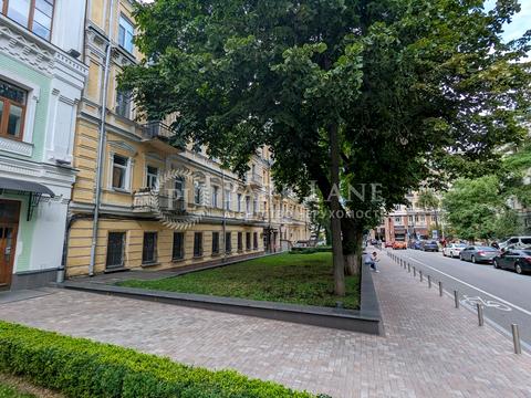коммерческая по адресу Богдана Хмельницкого ул., 29