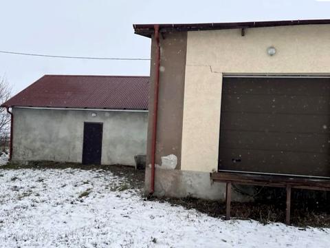 комерційна за адресою Нова, 1