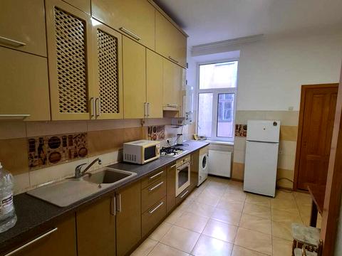 квартира за адресою Олександра Доброго вул., 7
